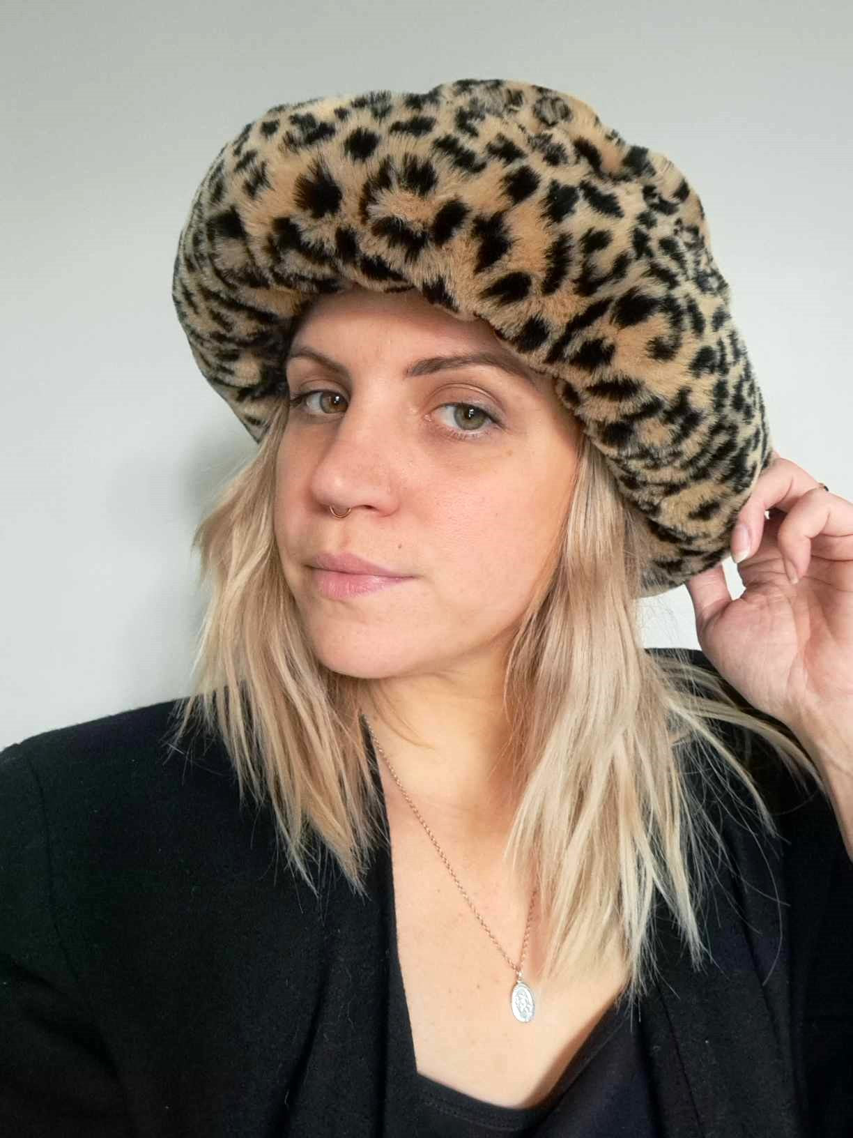 Chapeau Léopard polar